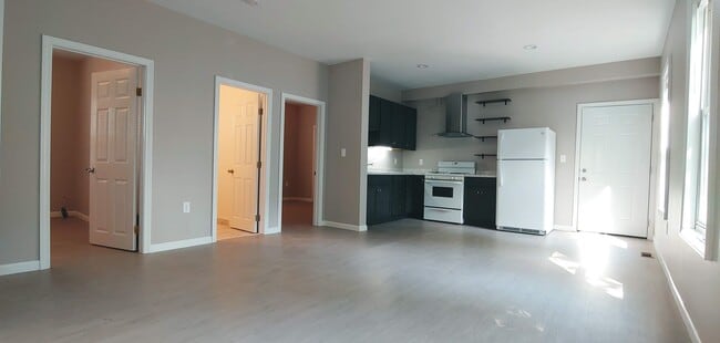 58 Paine St, Unit #1 in Worcester, MA - Building Photo - Building Photo