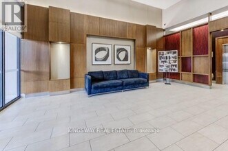 4065 Brickstone Mews in Mississauga, ON - Building Photo - Building Photo