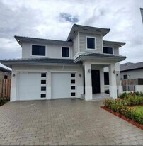 14651 SW 21st St in Miami, FL - Building Photo