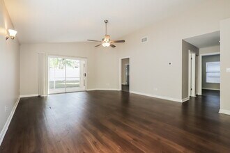 2035 Attaway Dr in Brandon, FL - Building Photo - Building Photo