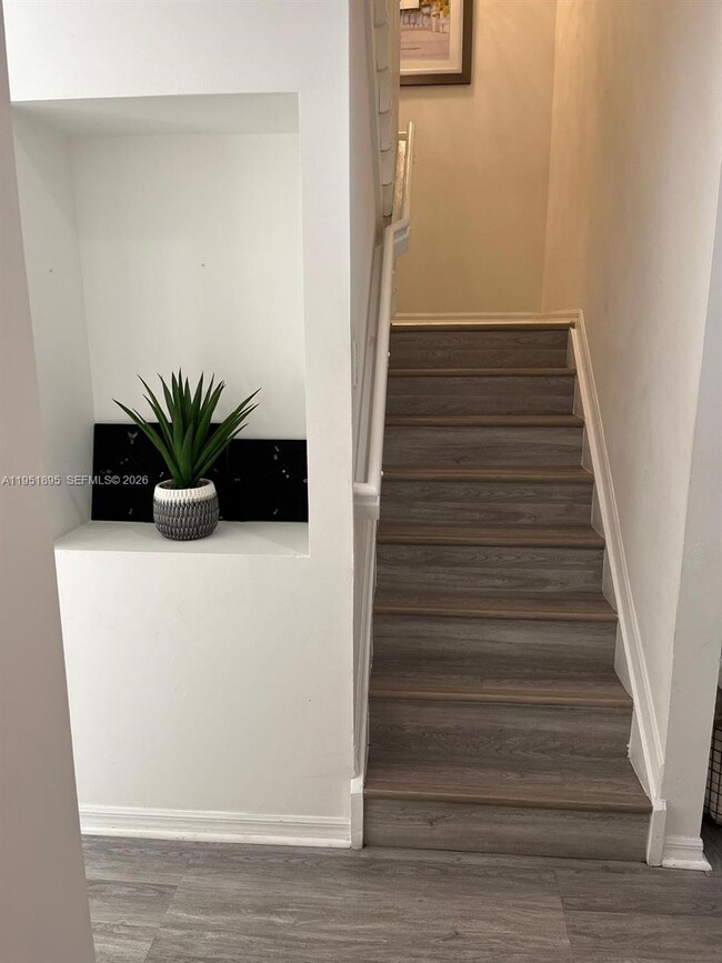 5932 SW 162nd Ct in Miami, FL - Building Photo - Building Photo