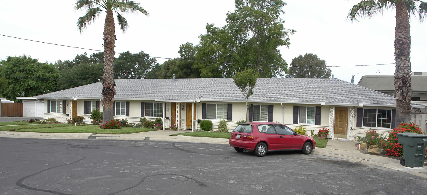 1473 Carleton Dr in Concord, CA - Building Photo