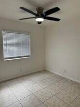 5865 Strawberry Lakes Cir in Greenacres, FL - Building Photo - Building Photo