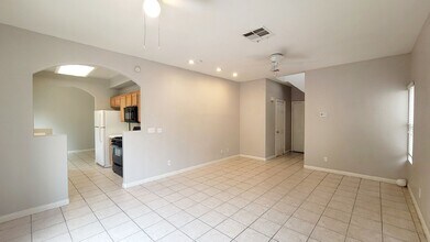 7553 Dry Creek Ave in Las Vegas, NV - Building Photo - Building Photo
