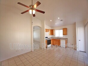 12710 W Willow Ave in El Mirage, AZ - Foto de edificio - Building Photo