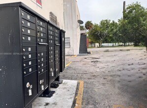 1601 NW 62nd St in Miami, FL - Building Photo - Building Photo
