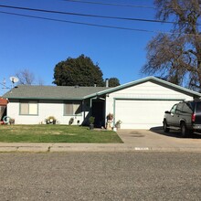 1683 Deborah Ln in Marysville, CA - Building Photo - Building Photo