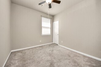 17630 Holroyd Rd in Atascocita, TX - Building Photo - Building Photo