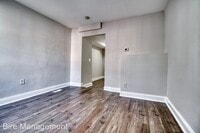 1121 Washington Blvd photo'