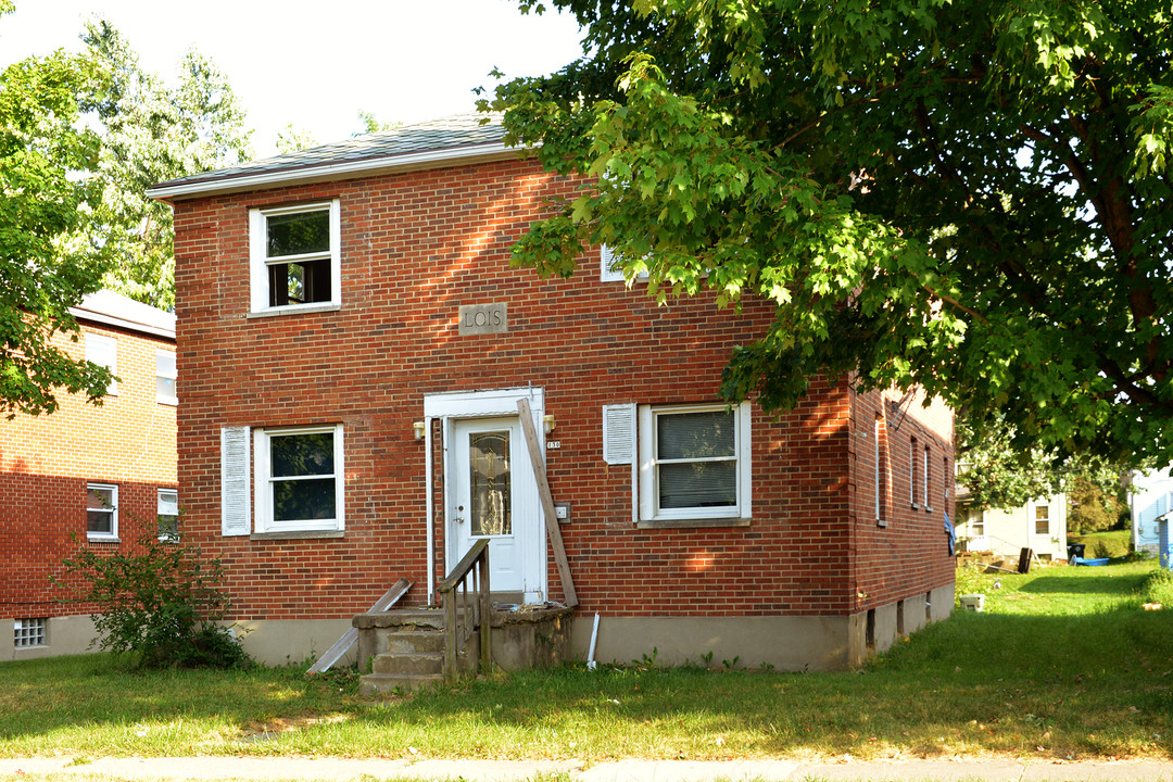 130 Laura Ave in Dayton, OH - Foto de edificio