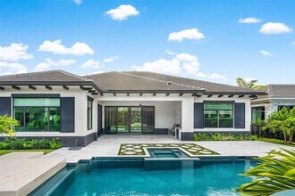 9280 Coral Isles Cir in Palm Beach Gardens, FL - Building Photo - Building Photo