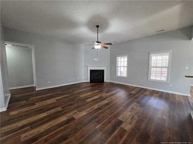 366 Carolina Oaks Cir in Linden, NC - Building Photo - Building Photo