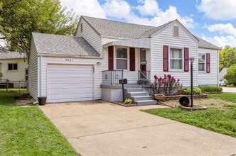 3661 St Marguerite Ln in St. Ann, MO - Building Photo - Building Photo