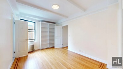 EAST 92 STREET in New York, NY - Building Photo - Building Photo