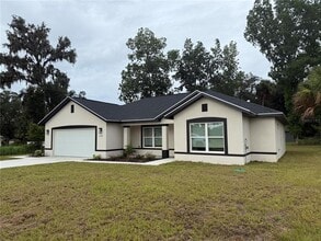 15185 SE 61st Ct in Summerfield, FL - Building Photo - Building Photo