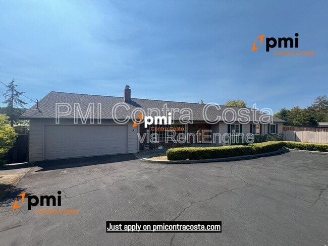 14 Trinity Terrace in Moraga, CA - Foto de edificio - Building Photo