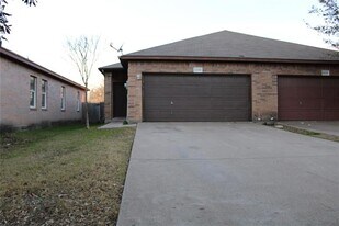 1249 Redman Ave in Mesquite, TX - Building Photo