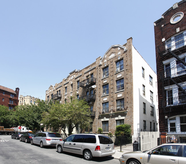 1702 Caton St in Brooklyn, NY - Building Photo - Building Photo