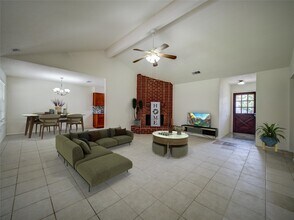 6834 Harpers Dr in Richmond, TX - Building Photo - Building Photo