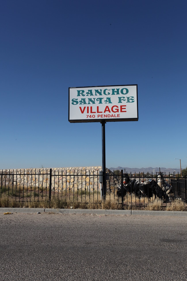 Rancho Santa Fe Village in El Paso, TX - Building Photo - Building Photo