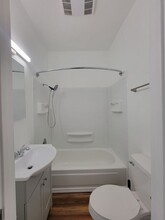 1461 Laurene St in Fairbanks, AK - Building Photo - Building Photo