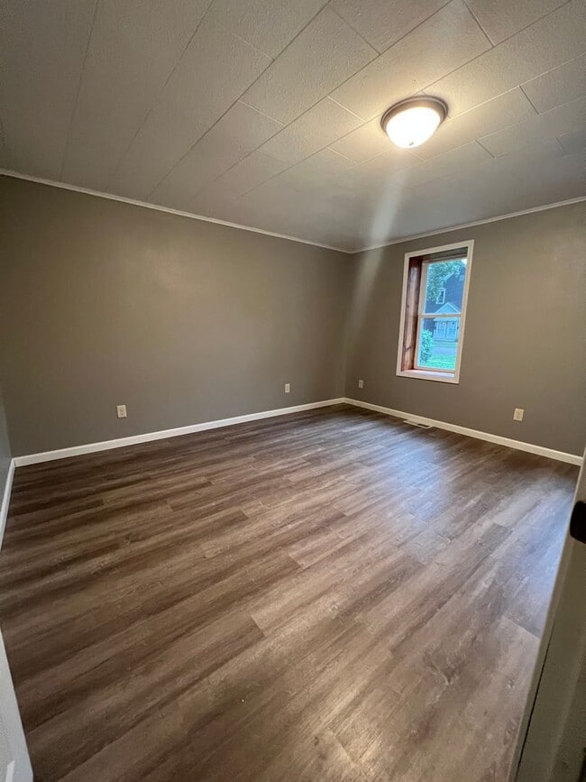 property at 413 8th St S