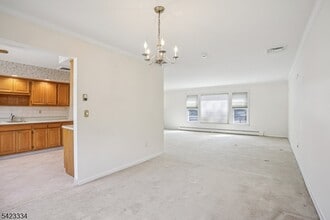 2 Eisenhower Rd in Closter, NJ - Building Photo - Building Photo