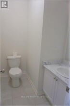 1619 Sorensen Ct in Milton, ON - Building Photo - Building Photo