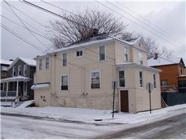 701 Ash St in Erie, PA - Building Photo