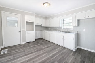 547 Holly Dr in Baldwyn, MS - Building Photo - Building Photo