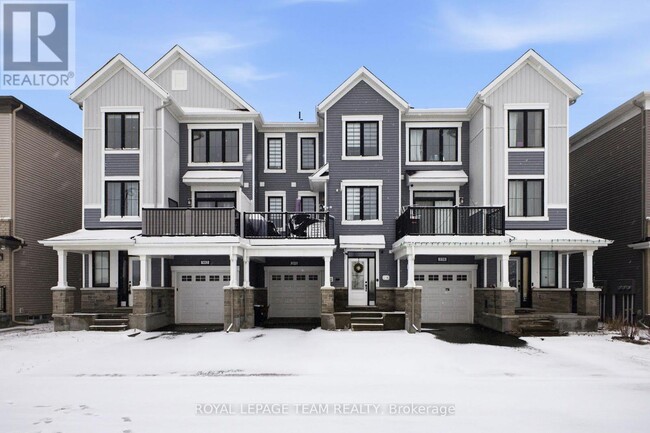 362 Aphelion Cres in Ottawa, ON - Building Photo - Building Photo