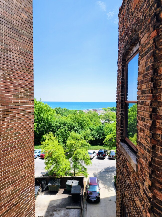 1830 E Kane Pl in Milwaukee, WI - Building Photo - Building Photo