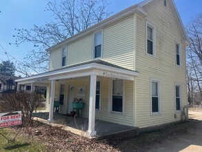 4465 Lakeland Dr in Nashotah, WI - Building Photo - Building Photo