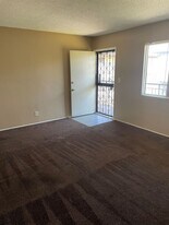 1020 Carob in Montebello, CA - Building Photo