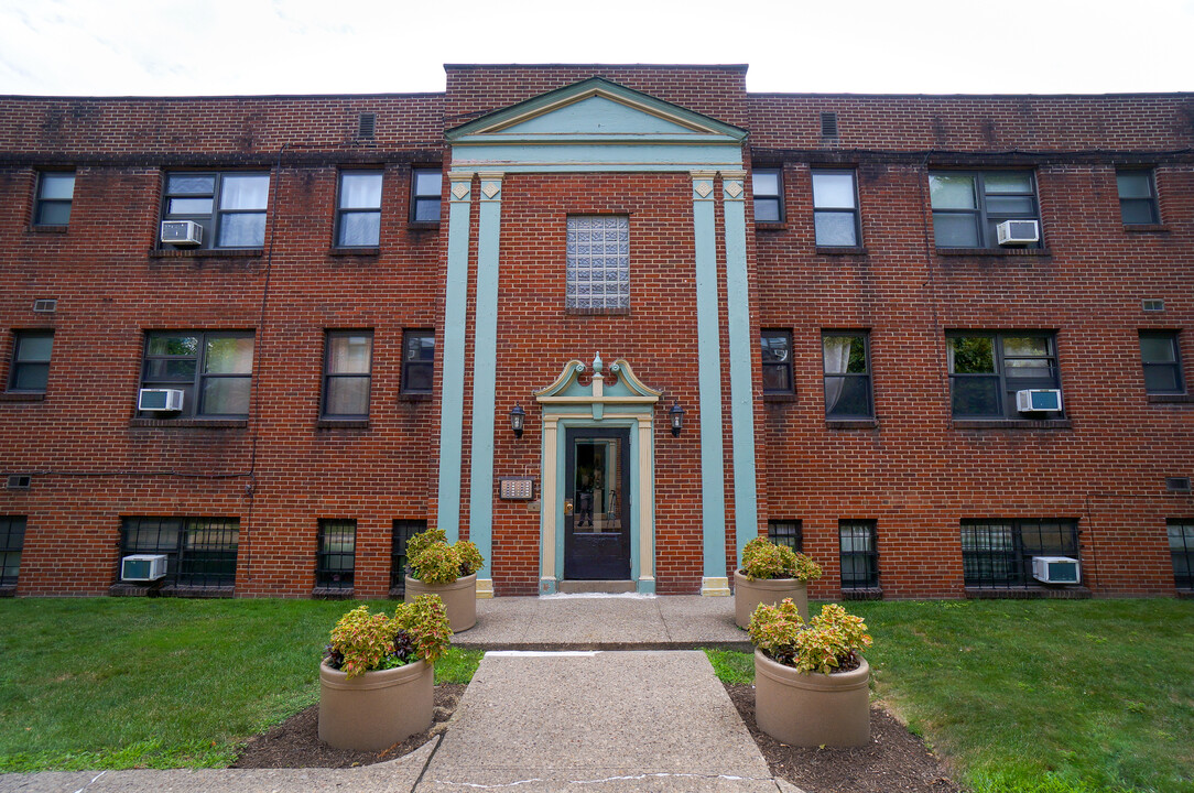 The Flats on Penn in Pittsburgh, PA - Building Photo