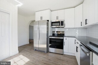 1942 Ford Rd in Bristol, PA - Building Photo - Building Photo