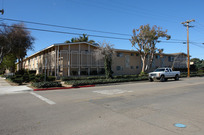 Kimi East Apartments in Lompoc, CA - Foto de edificio - Building Photo