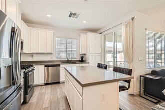 25 Barbara Ln in Las Vegas, NV - Building Photo - Building Photo