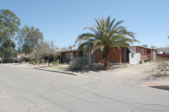 4500-4512 E Linden St in Tucson, AZ - Building Photo - Building Photo