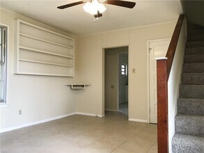 5701 Adams Ave in Austin, TX - Building Photo - Building Photo