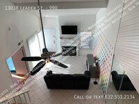 13038 Leader St photo'