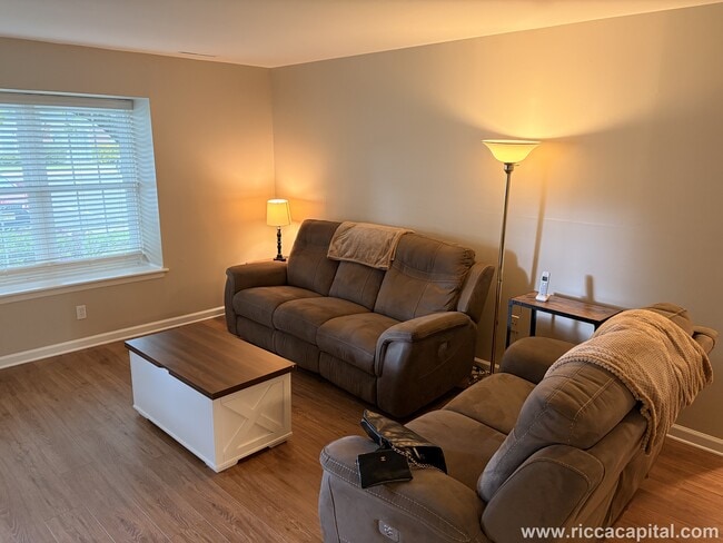 54 Michael Rd, Unit 54D in Hammonton, NJ - Foto de edificio - Building Photo