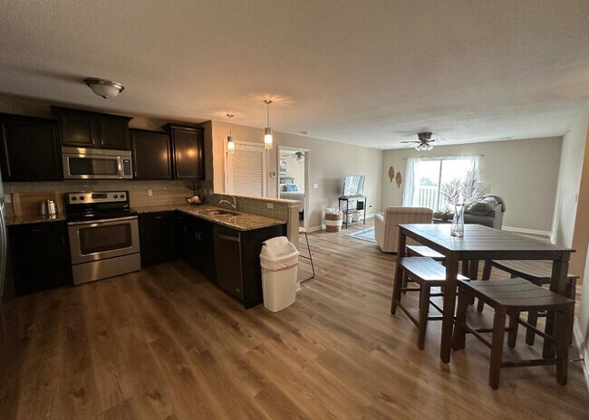 property at 2212 Chapel Hill Rd