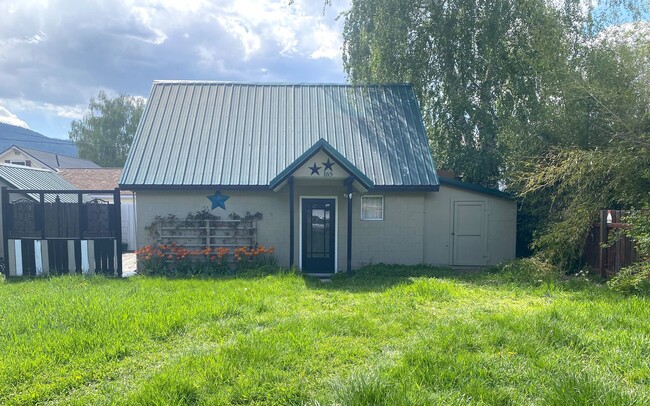 property at 165 Mc Fadden Dr