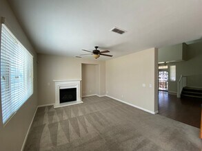 5106 Rowe Dr in Fairfield, CA - Building Photo - Building Photo