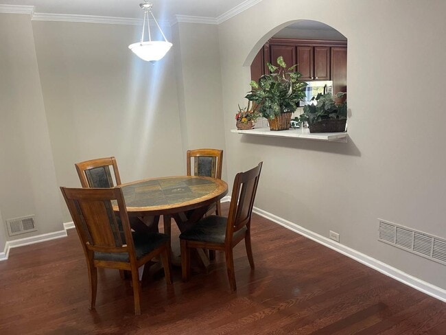 3352 Chastain Gardens Dr NW in Kennesaw, GA - Foto de edificio - Building Photo