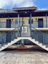 3013 Sir Hamilton Cir in Titusville, FL - Building Photo