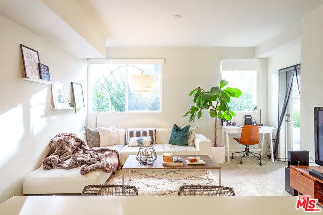12655 Bluff Creek Dr in Los Angeles, CA - Building Photo - Building Photo