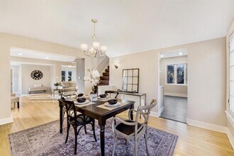 1500 E Kensington Blvd in Shorewood, WI - Building Photo - Building Photo