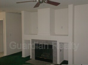 5922 Hilmont St in North Las Vegas, NV - Building Photo - Building Photo
